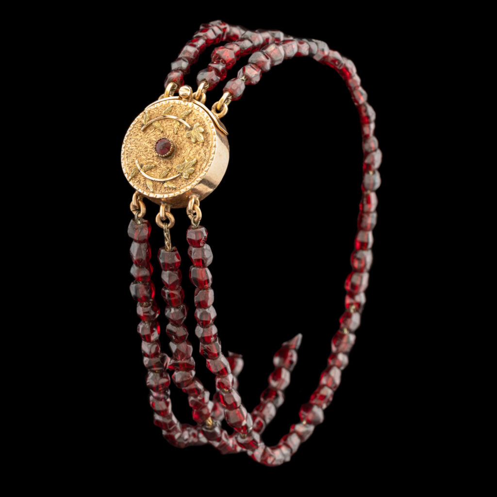 Antique 14k Bohemian Garnet Bead Bracelet (Circa 1890-1920)