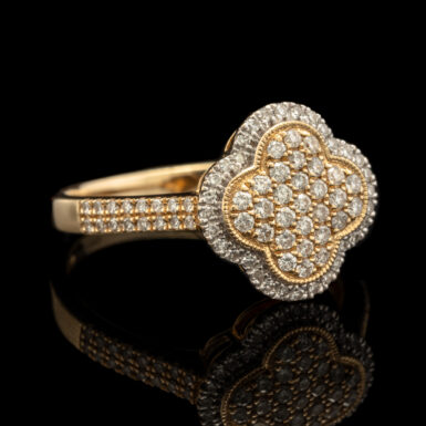 Pre-Owned 14K Diamond Pave Clover Ring