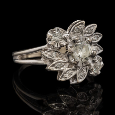 Vintage 14K Flower Design Diamond Ring - Image 3