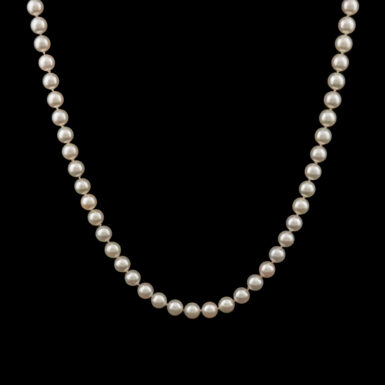 Pre-Owned Akoya Pearl Necklace with 14K Yellow Gold Clasp