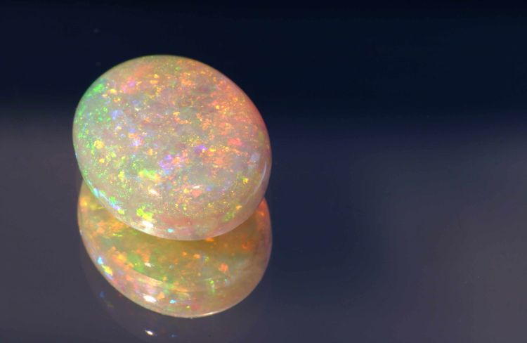 birthstone-opal