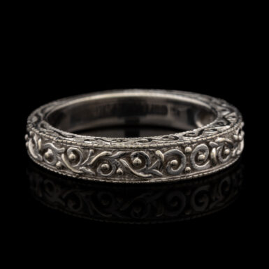 Pre-Owned Scroll Band in 14K White Gold