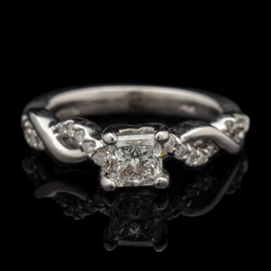 Pre-Owned 14K White Gold Diamond Engagement Ring