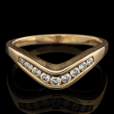 Pre-Owned Diamond Contour Band in 14K