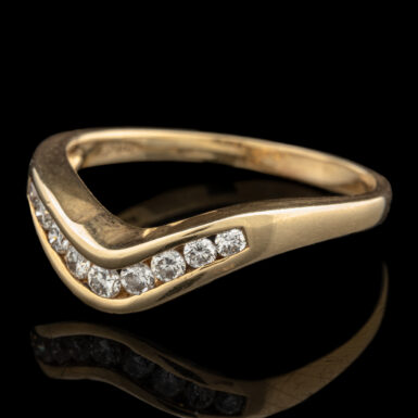 Pre-Owned Diamond Contour Band in 14K