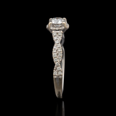 Pre-Owned .76 ct tw Leo Diamond Engagement Ring