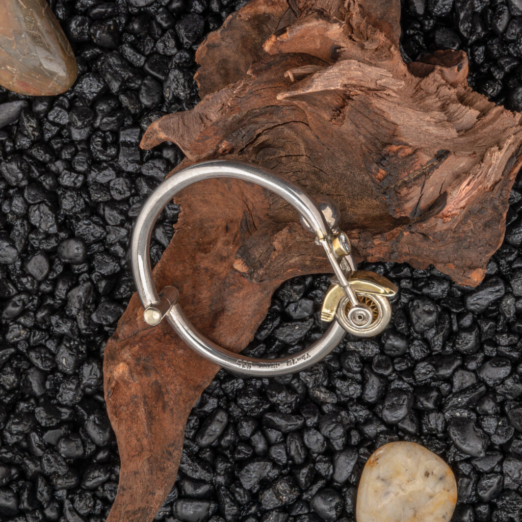 Pre-Owned Cycle Bracelet in Sterling