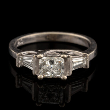 Pre-Owned 1.40 Carat tw Diamond Ring in 14K White Gold