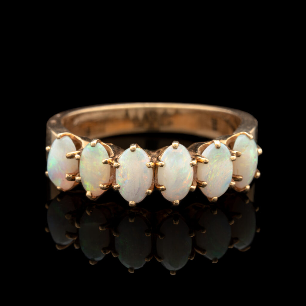 Pre-Owned 6 Opal Ring in 14K