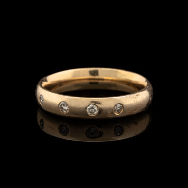 Pre-Owned 5-Diamond Wedding Band in 14K