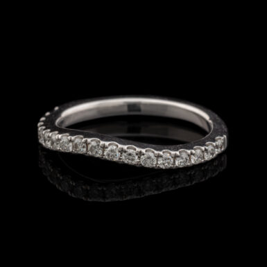 Pre-Owned 14K White Gold Diamond Contour Band
