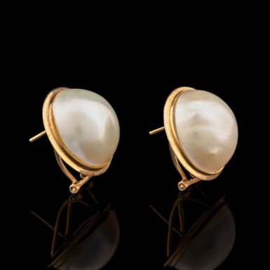 Pre-Owned 14K Mabe Pearl Earrings