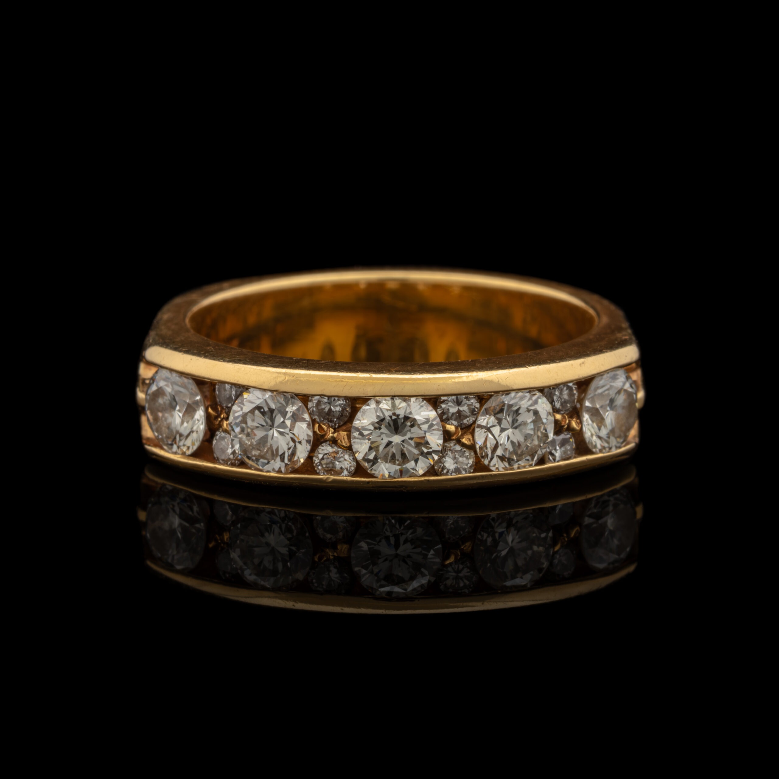 Pre-Owned 1.16 Carat tw Diamond Band in 14K