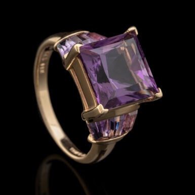 Pre-Owned Amethyst Ring in 14K