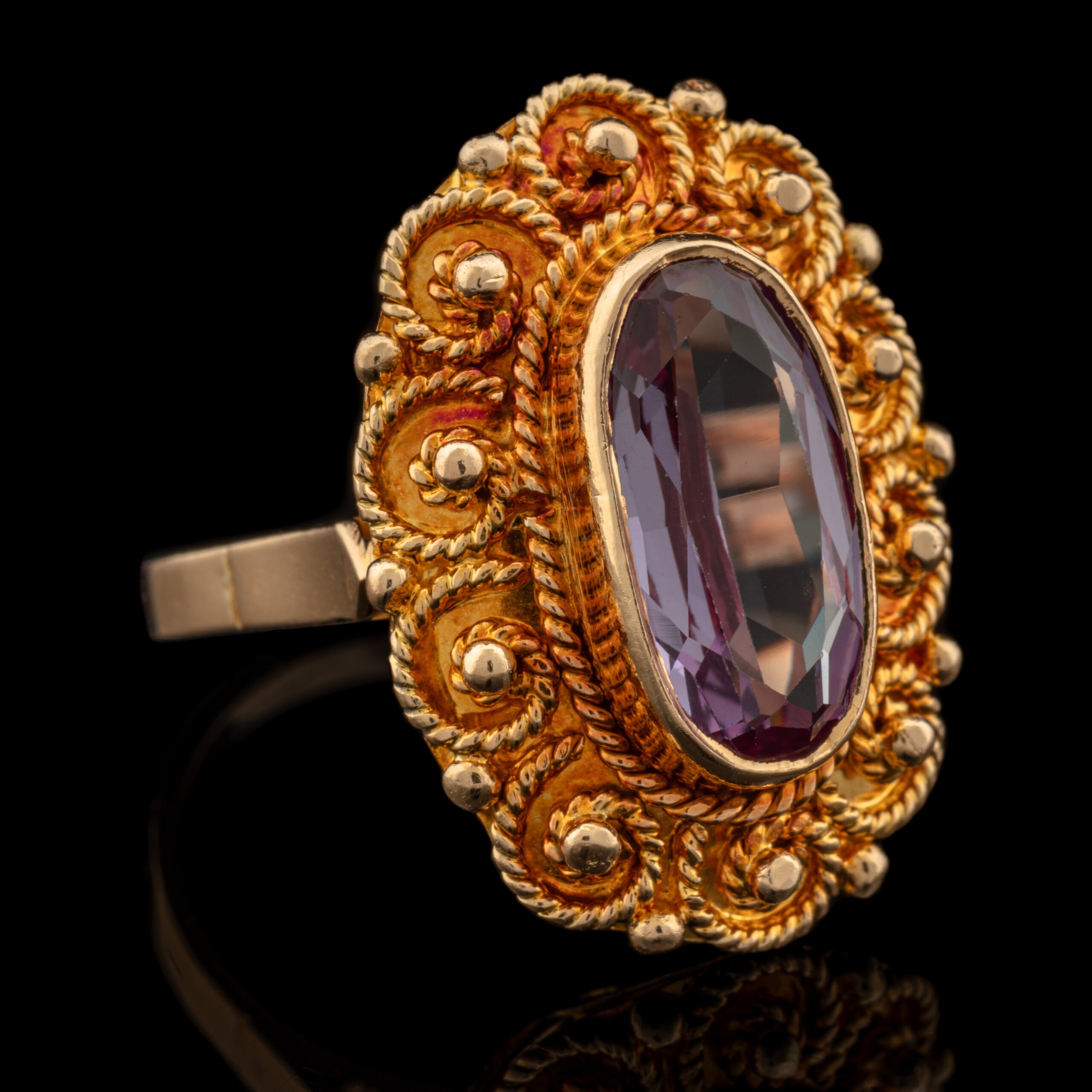 Vintage Lavender Synthetic Sapphire Ring in 18K