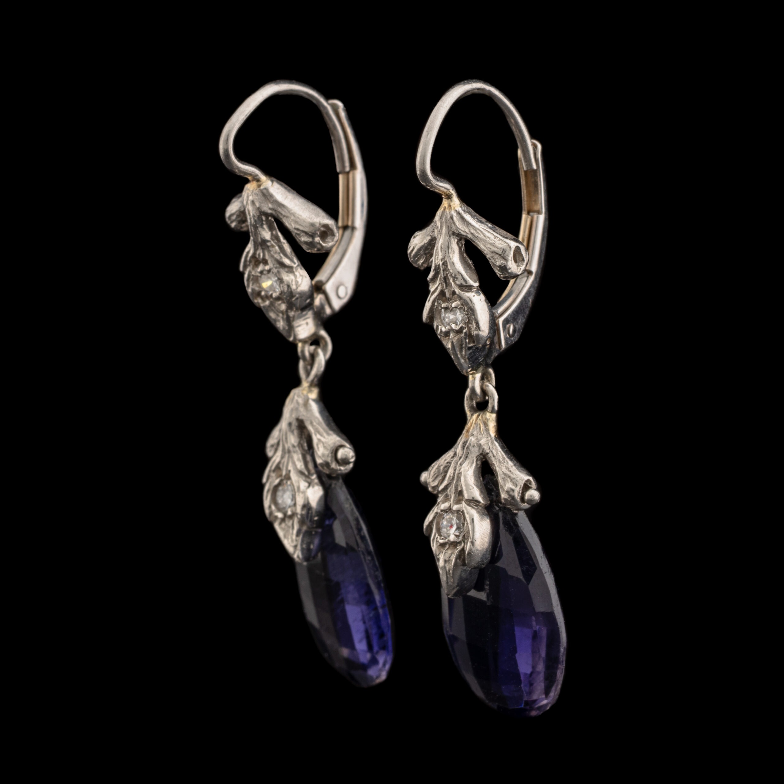 Pre-Owned Vintage Iolite Drop Earrings in Platinum