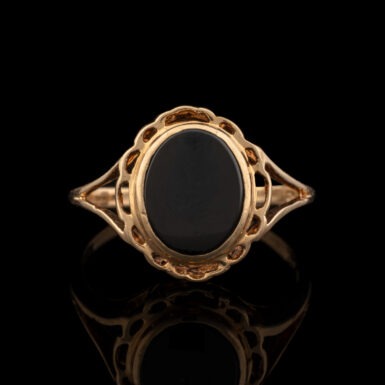 Vintage Onyx Ring in 10K