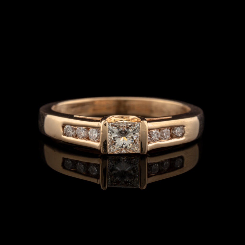 Pre-Owned Princess Cut Diamond Ring in 14K