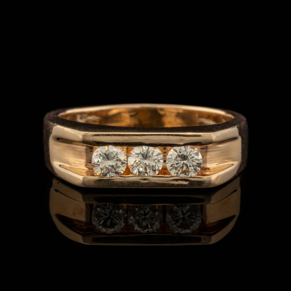 Pre-Owned Men's Diamond Ring in 14K