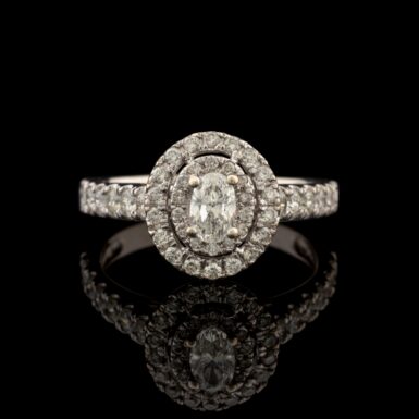 Pre-Owned 1.25 Carat tw Diamond Halo Ring in 14K White Gold