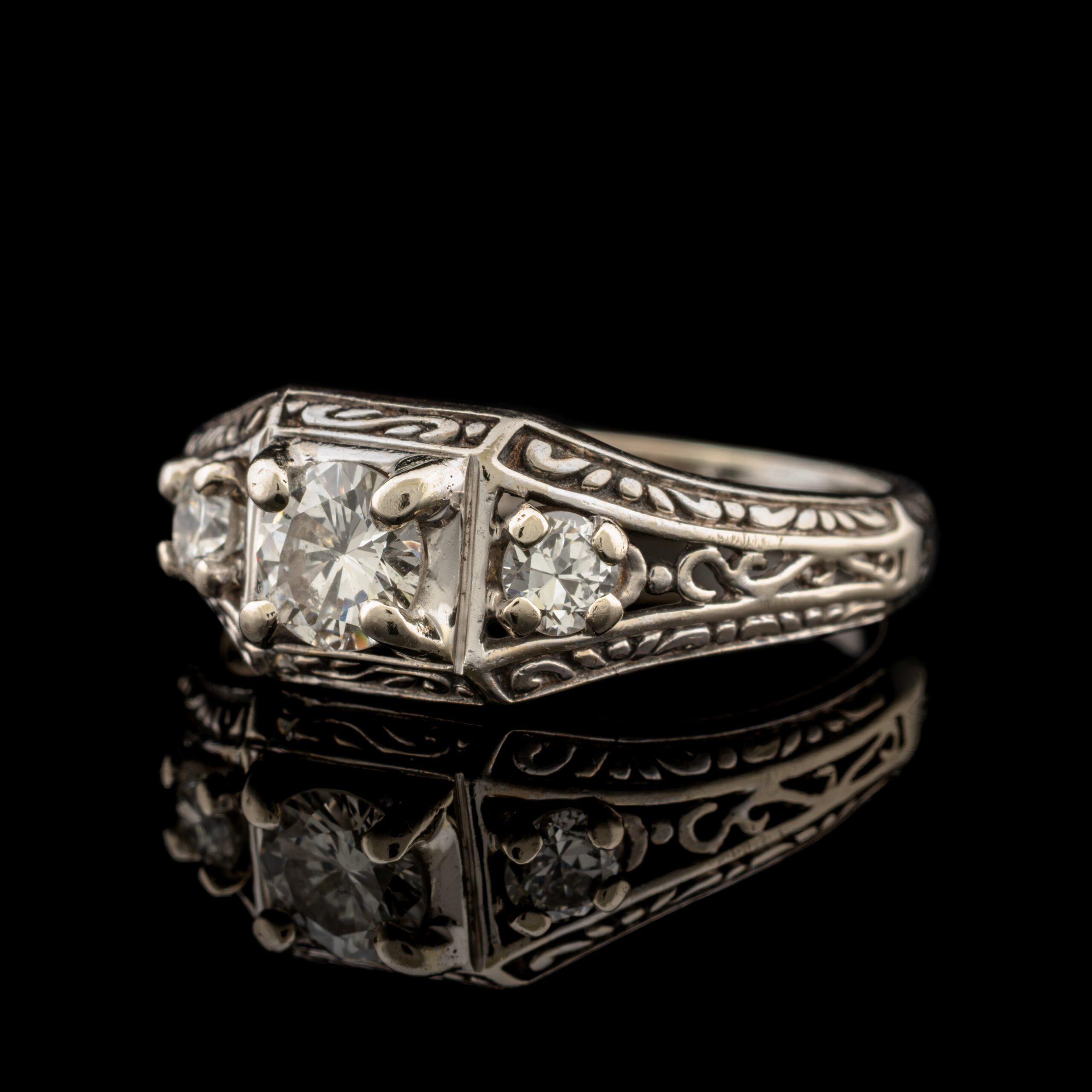 Vintage Diamond Ring in 14K White Gold