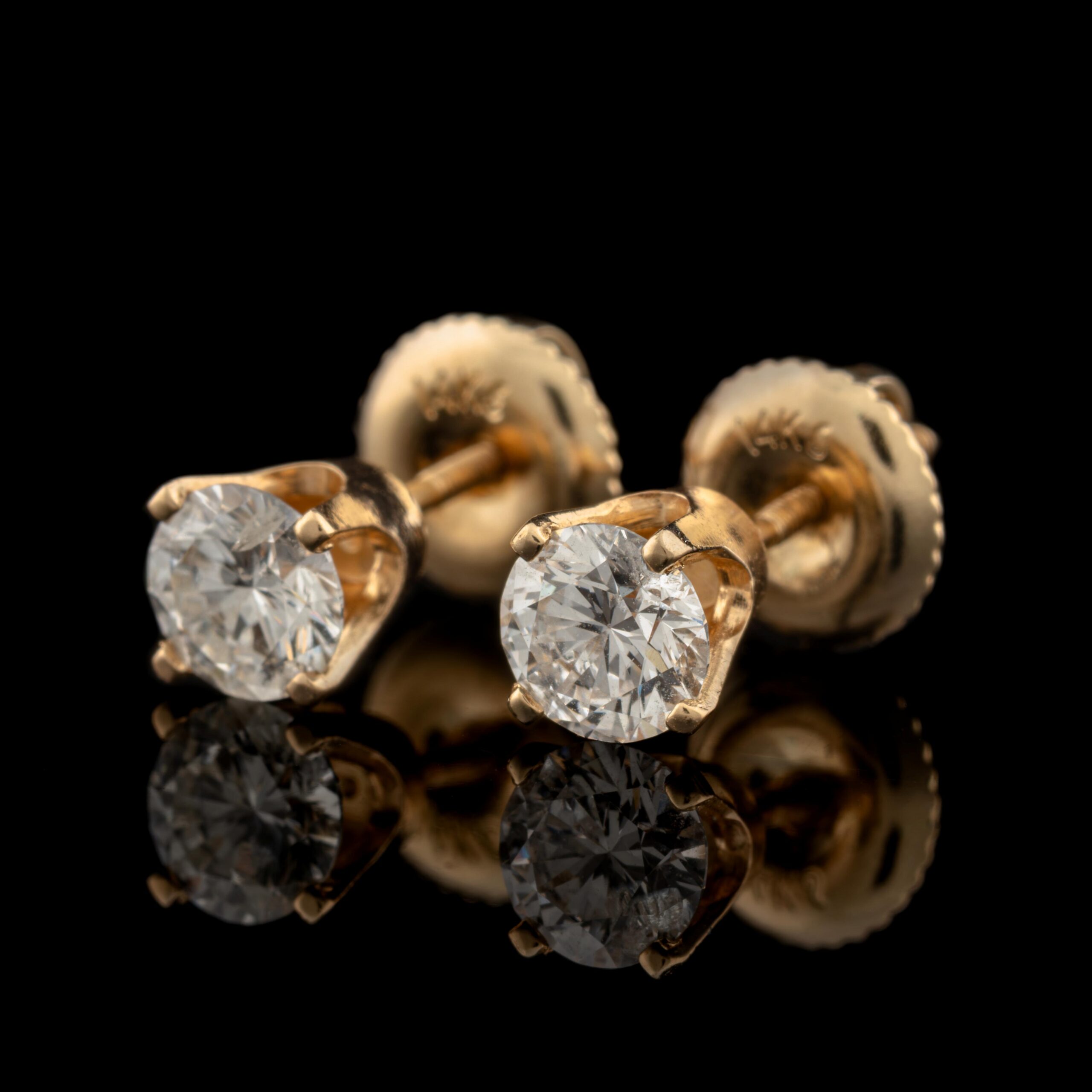 Pre-Owned .73 Carat tw Diamond Studs in 14K